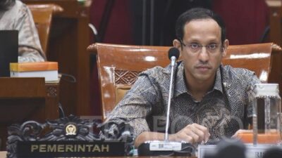 Menteri Pendidikan dan Kebudayaan RI Nadiem Anwar Makarim rapat kerja bersama Komisi X DPR